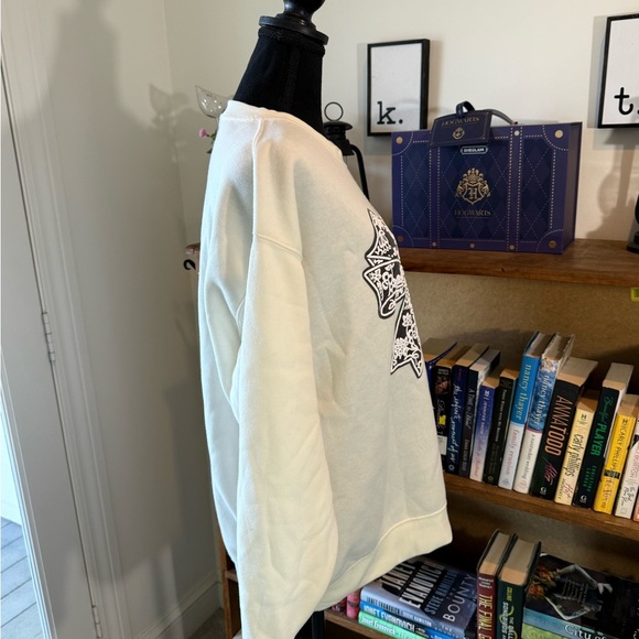 Cream Sweater with Black Bow Design - Picture 5 of 5